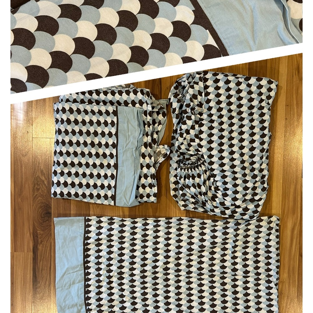 Apt. 9 Blue and Brown Patterned Sheets